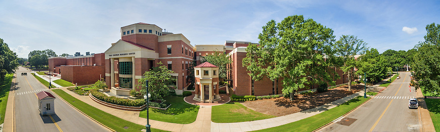 Exterior of Thad Cochran Research Center